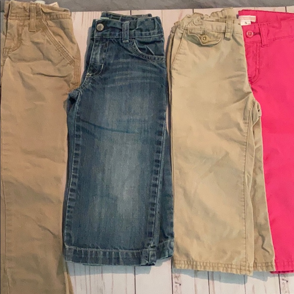 4 pairs of size 5 Old Navy pants